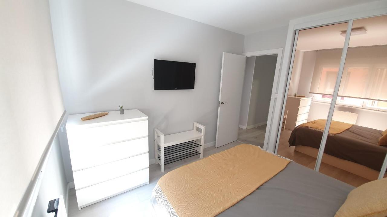 Centro-Puerto Deportivo Apartment Gijón Exterior foto
